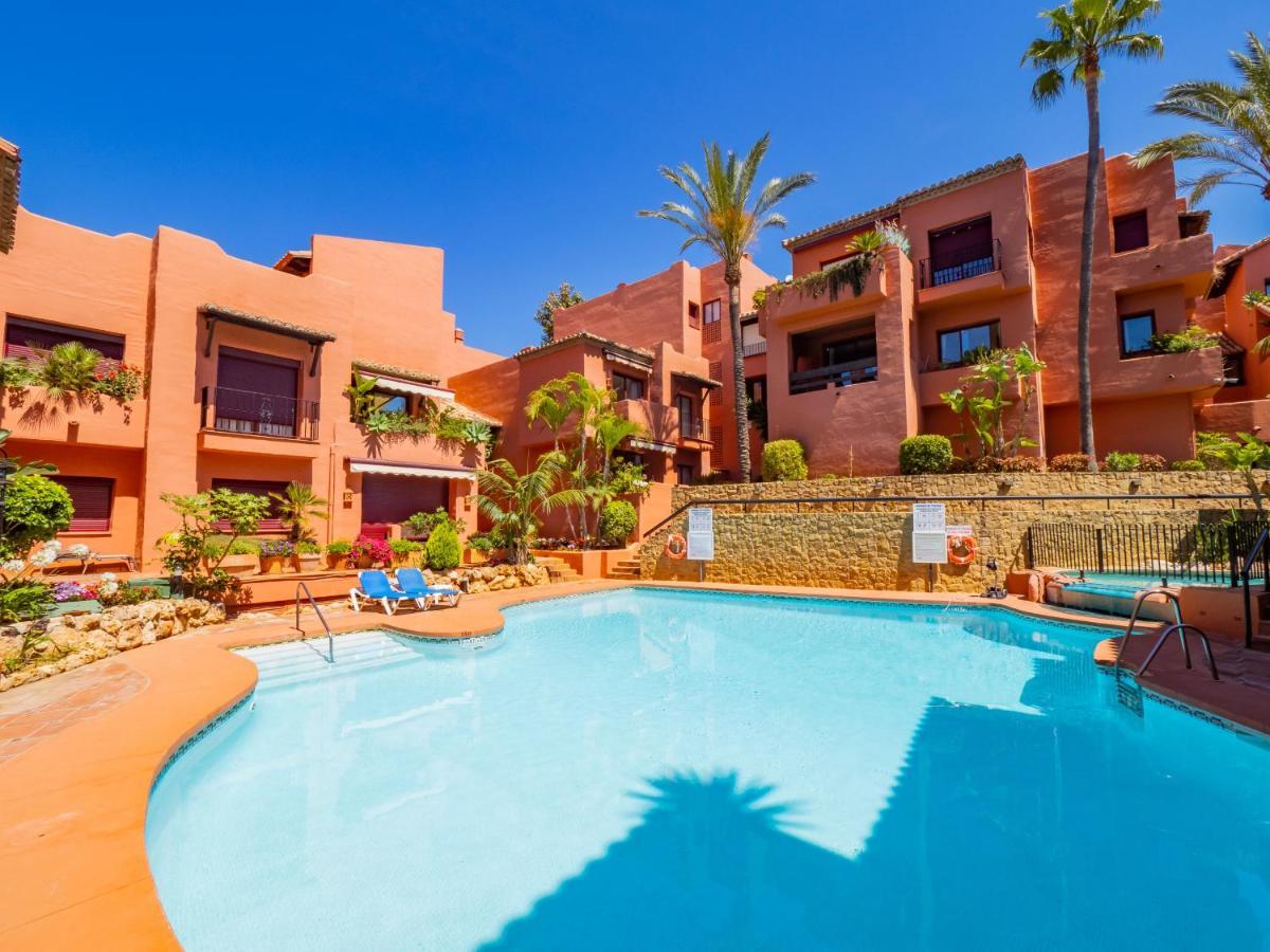 Appartamento Cubo's & Parking Jardines De Don Carlos Marbella