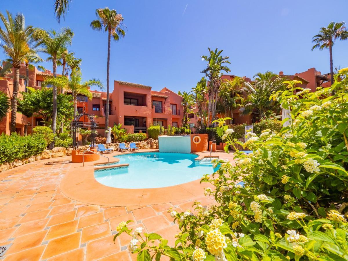 Appartamento Cubo's & Parking Jardines De Don Carlos Marbella